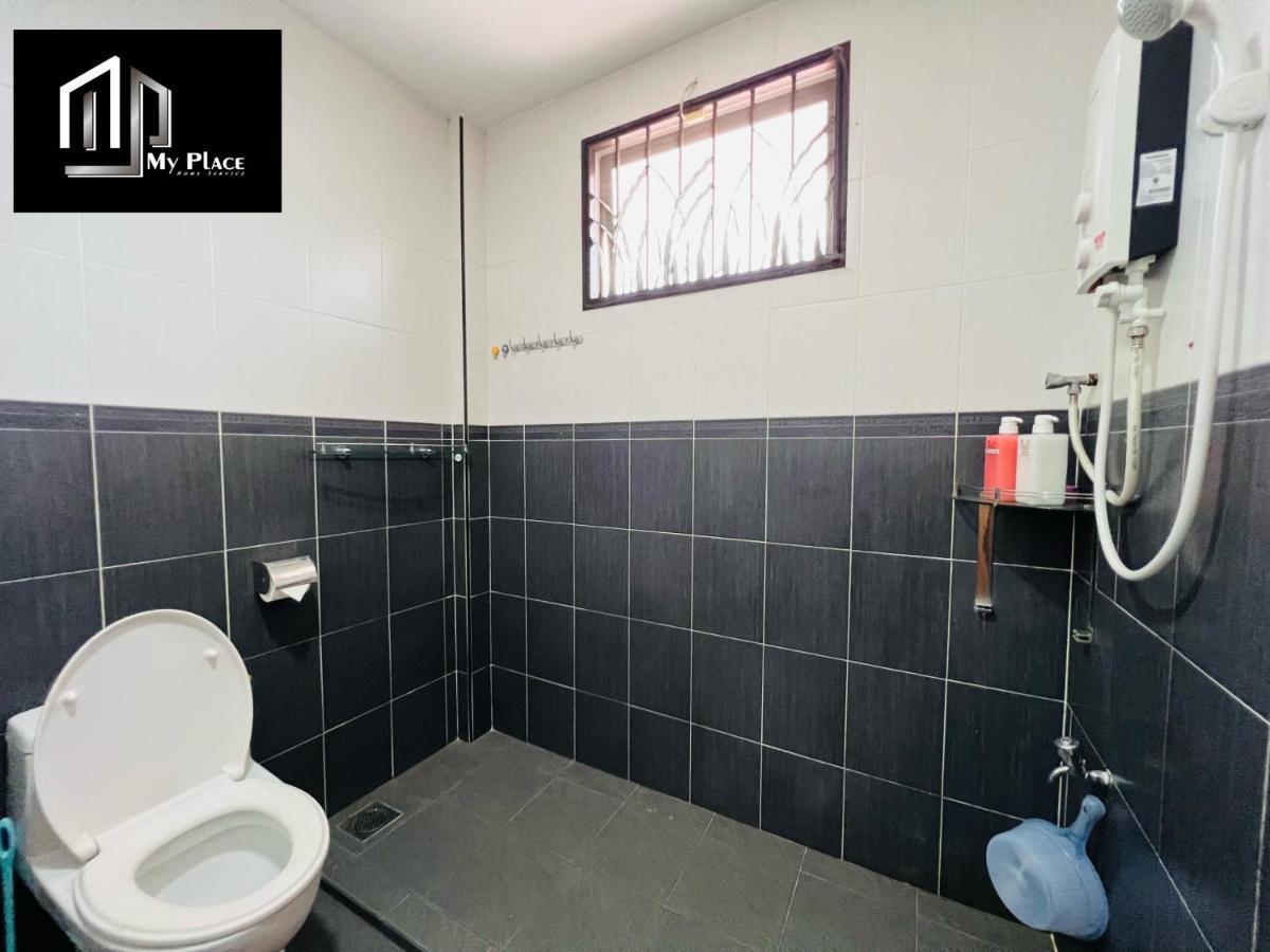 2 Storey 5Br 16Pax Semabok Taman Cheng Ho, 3 By Myplace Malacca Екстер'єр фото