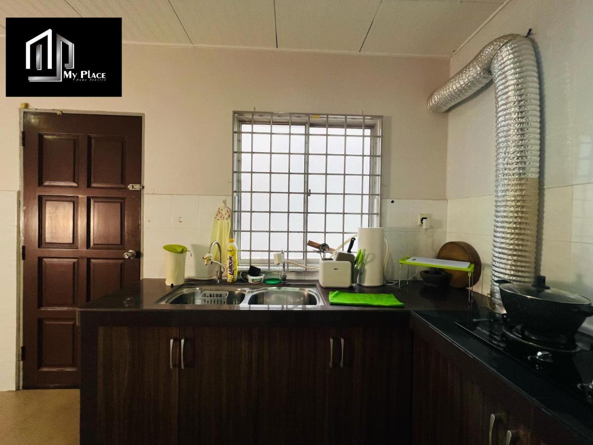 2 Storey 5Br 16Pax Semabok Taman Cheng Ho, 3 By Myplace Malacca Екстер'єр фото