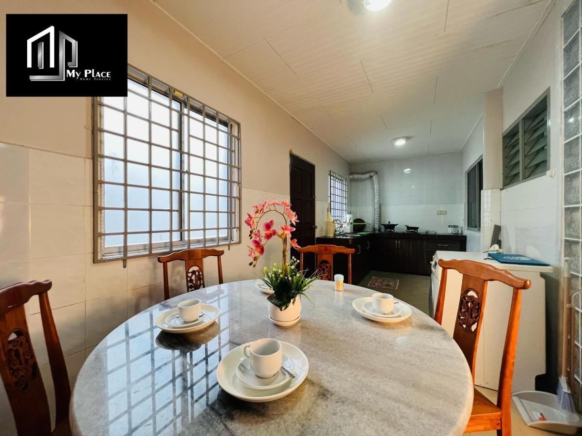 2 Storey 5Br 16Pax Semabok Taman Cheng Ho, 3 By Myplace Malacca Екстер'єр фото